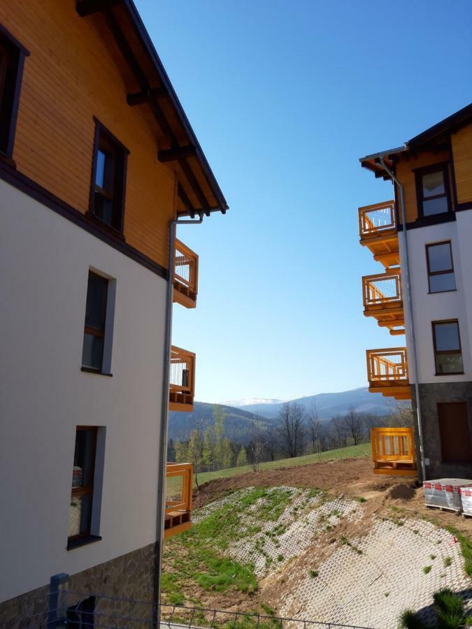 Apartament Nr 16 ชกลาร์สกา ปอเรมบา ภายนอก รูปภาพ
