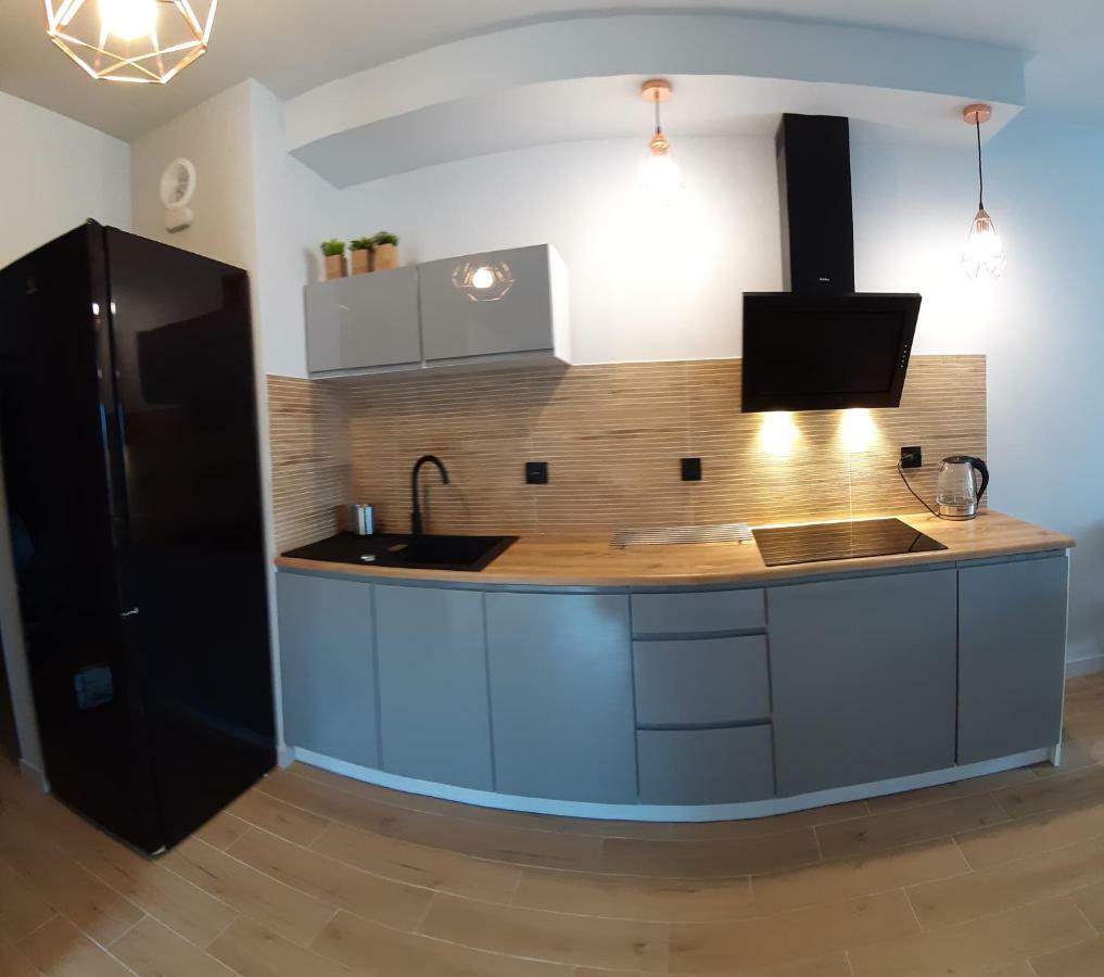 Apartament Nr 16 ชกลาร์สกา ปอเรมบา ภายนอก รูปภาพ